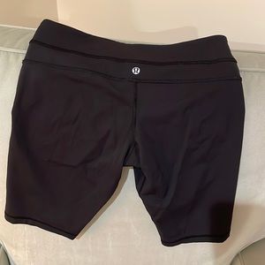 Lulu lemon bike shorts